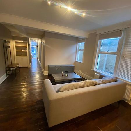 Spacious 2-Bed Apartment London Kültér fotó