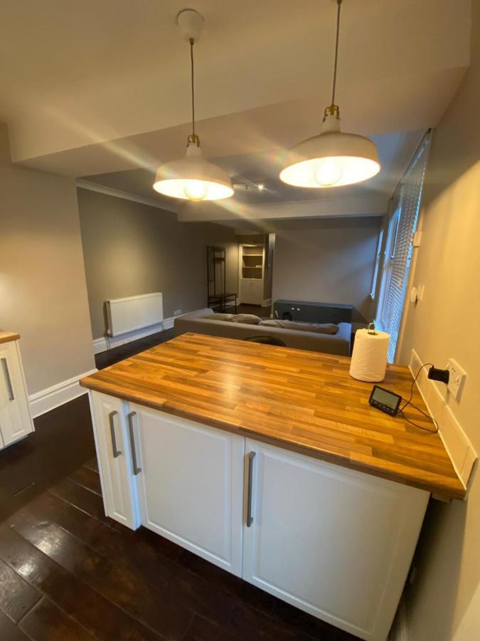 Spacious 2-Bed Apartment London Kültér fotó